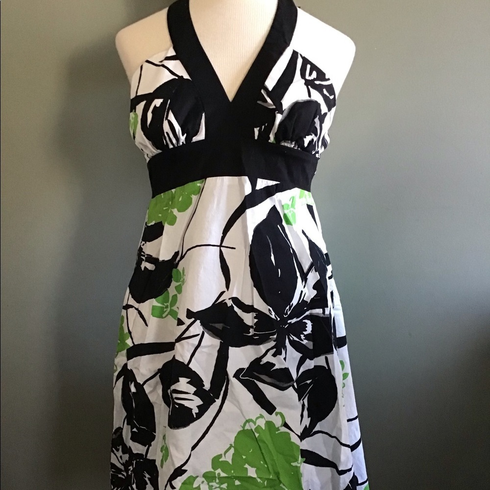 💖Host Pick💖 Speechless midi floral backless halter dress